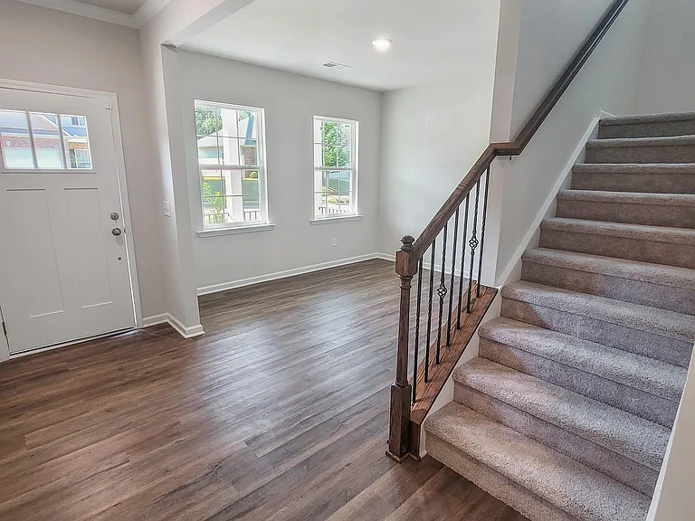 22 Echo Valley Dr — Photo 12