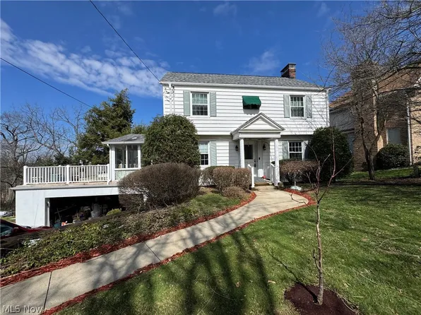 105 Pine Knoll Ter, Saint Clairsville, OH 43950