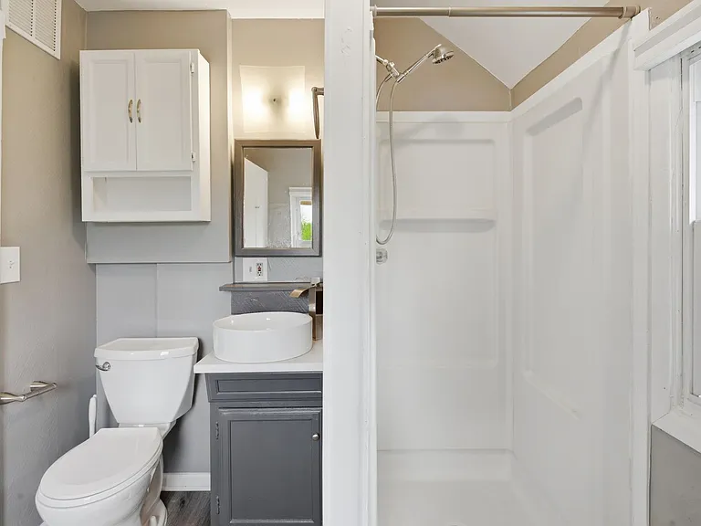 23060 Bernard St — Photo 25