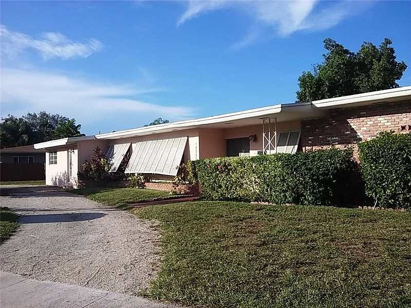 1st image of 19521 NE 21st Ct