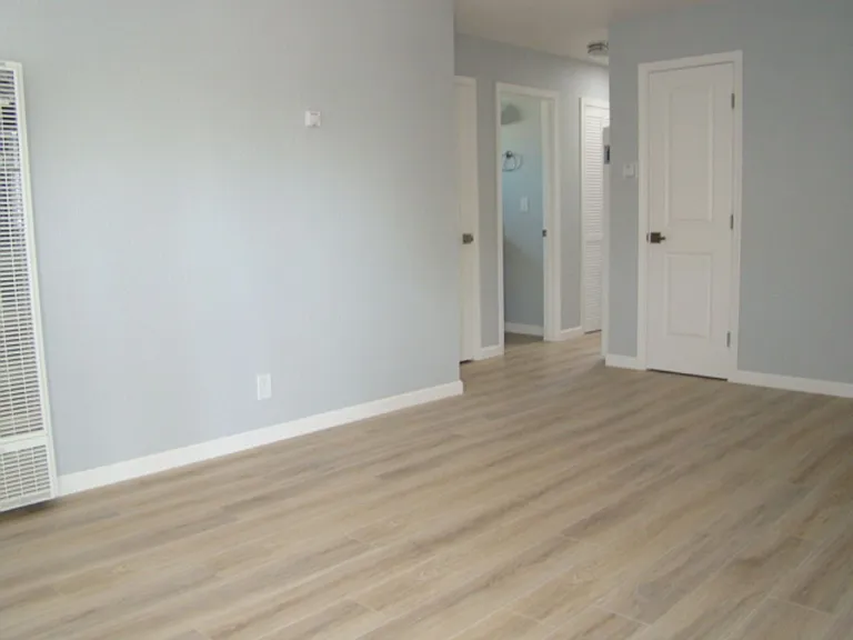 665 Johanna Ave — Photo 3