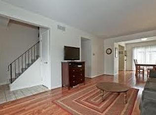 2251 Willow Rd, Homewood, IL 60430