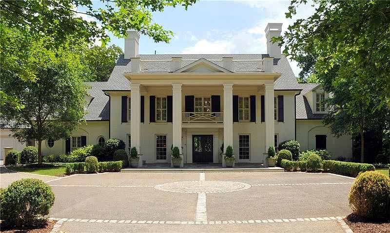 1st image of 430 Oakmont Cir SE