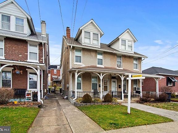 2nd image of 1014 Harry St