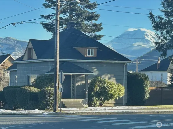 1839 Porter Street, Enumclaw, WA 98022
