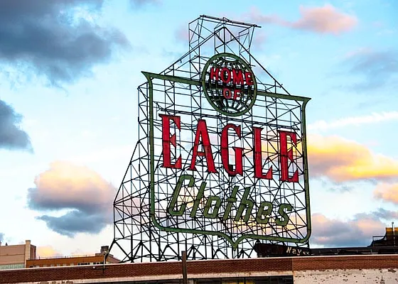 Rented by Compass | media 51