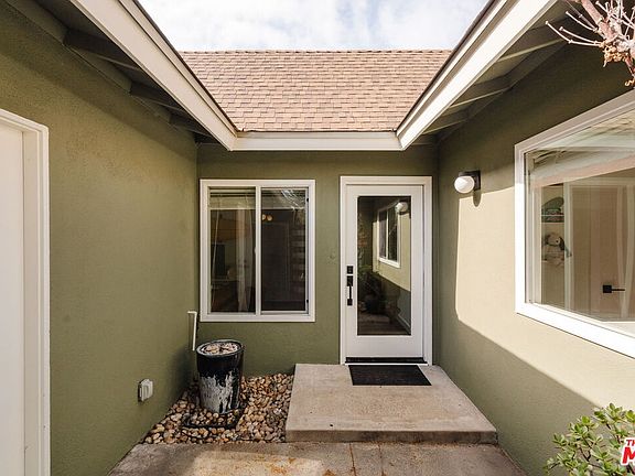 3rd image of 3610 Ramona Dr