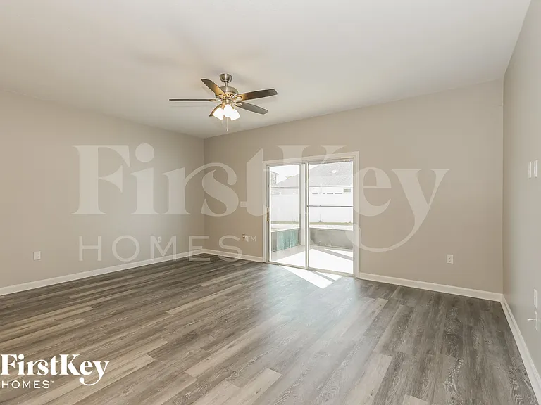 15717 Spotted Saddle Cir — Photo 2