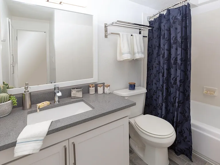Foothill Place Apartments — Photo 17