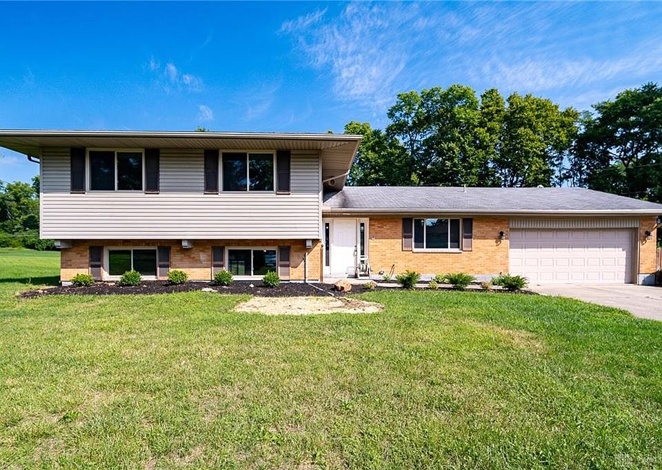 1st image of 7207 Barr Cir