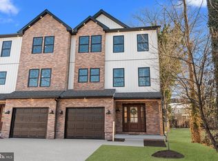 126 Plum St, Moorestown, NJ 08057