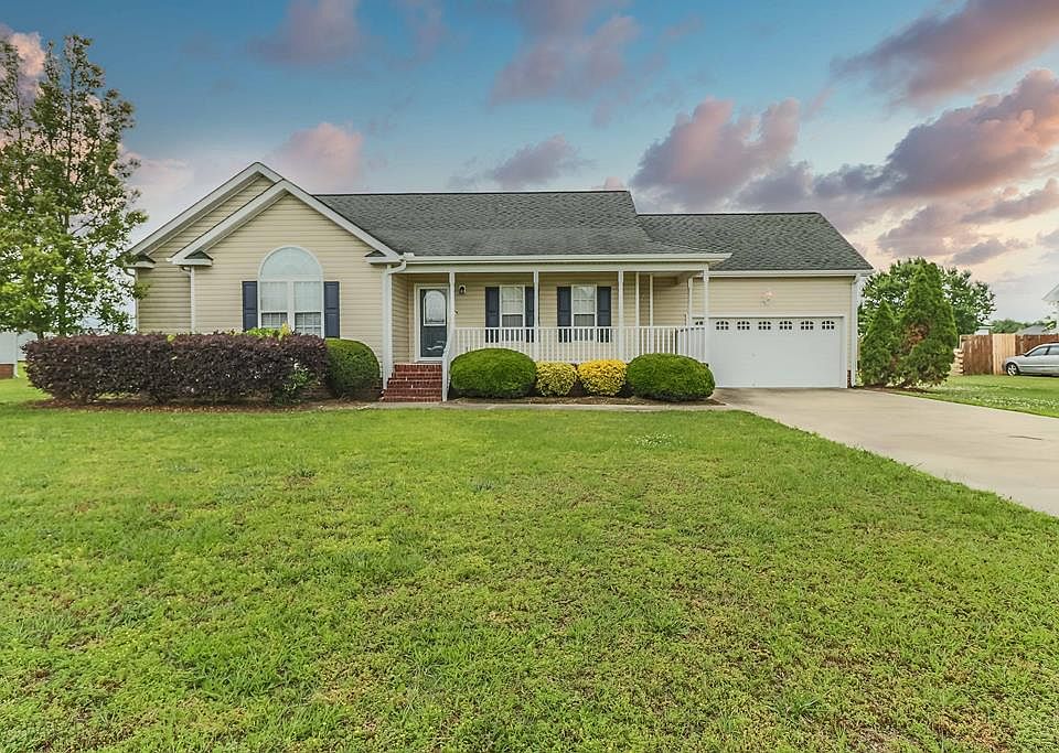 1st image of 203 Spoonbill Dr
