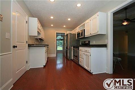 2nd image of 5108 Hampden Ave