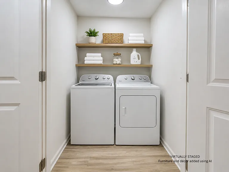 1152 3rd St NW — Photo 8