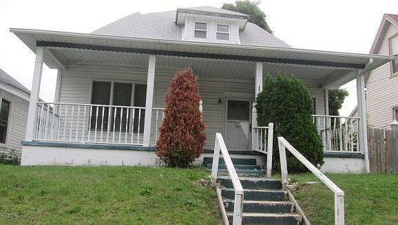 1st image of 1404 E Washington St