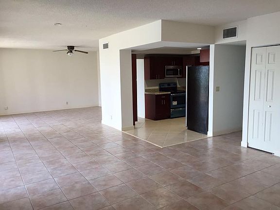 4th image of 2500 Coral Springs Dr APT 201
