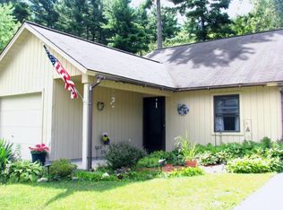 32 Margaret Dr, Queensbury, NY 12804