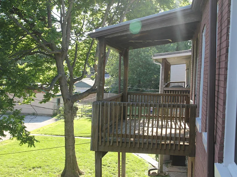 7422 Maple Ave #A — Photo 20