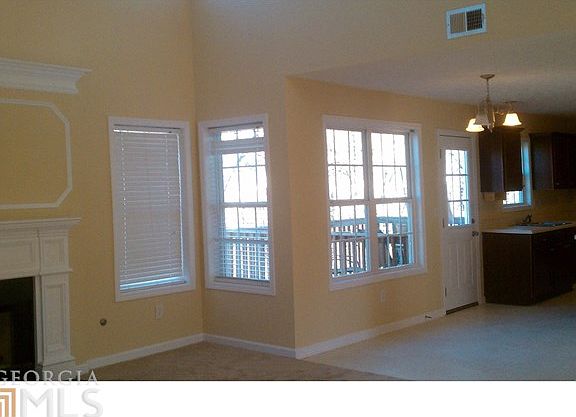 3rd image of 1175 Paper Creek Dr