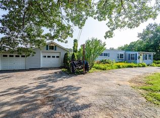 155 County Rd, Ashby, MA 01431