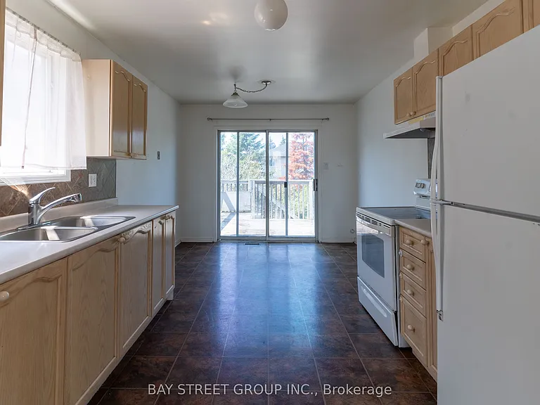 14 Orok Ln — Photo 8