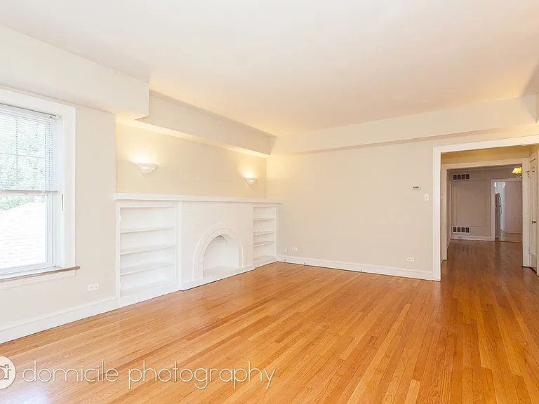 2142 W Arthur Ave #3 — Photo 5