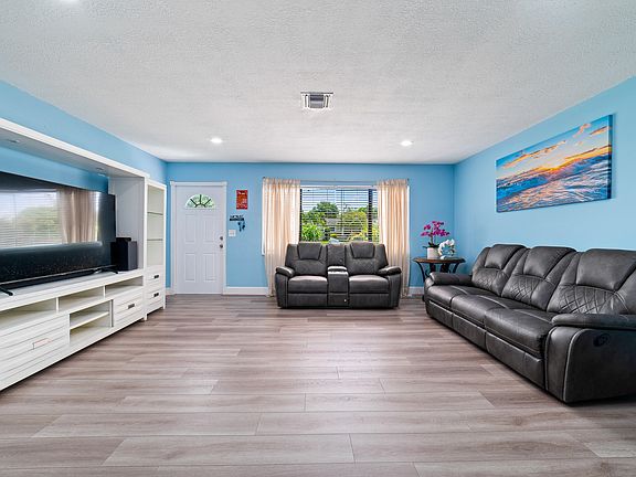 4th image of 6767 Massachusetts Drive