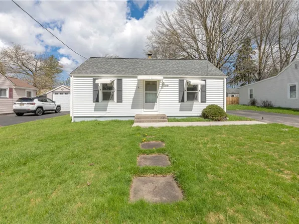 266 Auburn Ave, Rochester, NY 14606