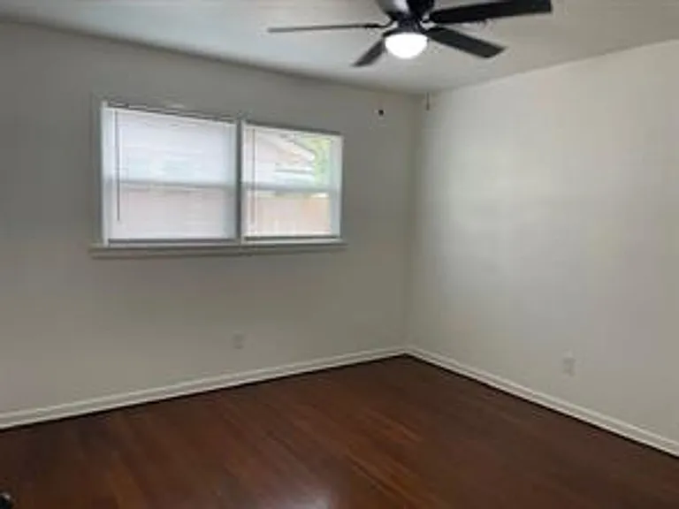1460 Glenhaven Dr — Photo 14