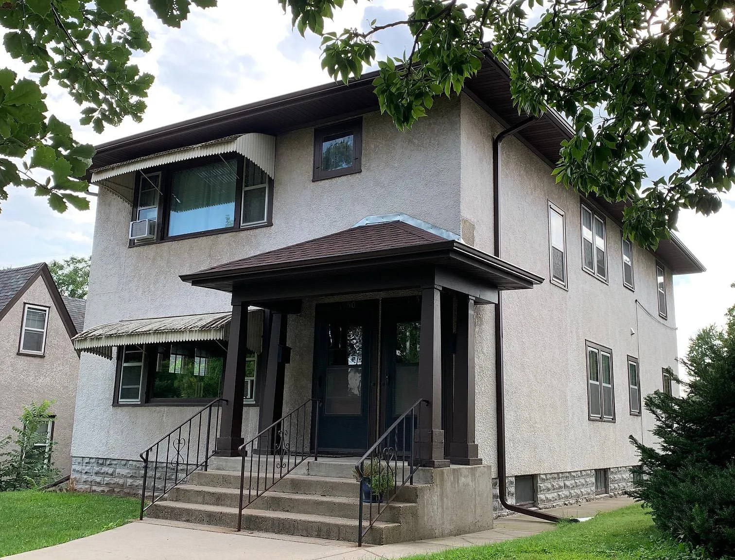 2 bed, $1,570 — Photo 1
