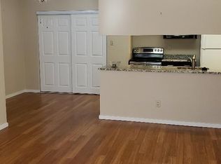 593 Geneva Dr, Mechanicsburg, PA 17055