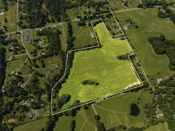 Tucker Schoolhouse Rd, Madisonville, KY 42431