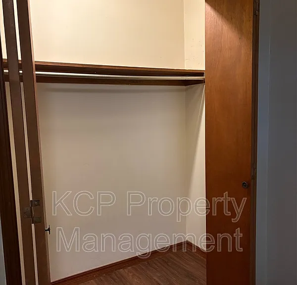 1007 Cedar St #2 — Photo 5