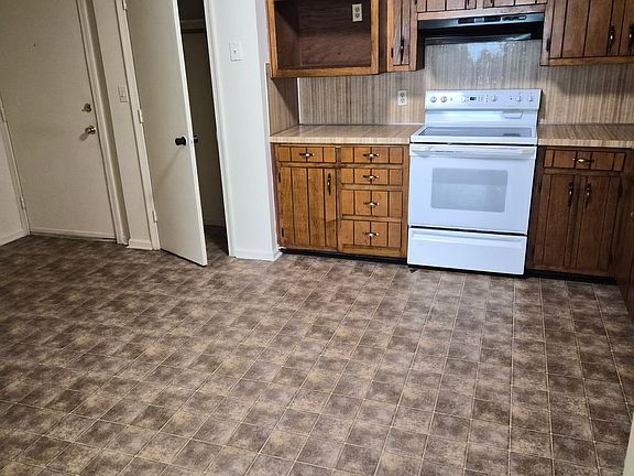 5th image of 823 Springfield Rd #H1