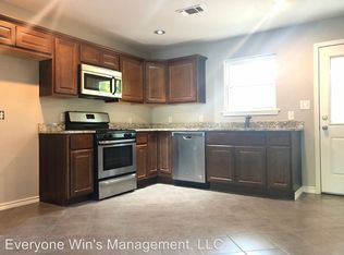 111 Bowman St, Irving, TX 75060