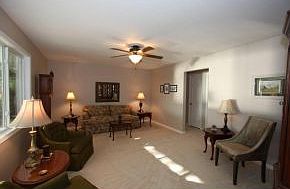 5th image of 779 Holiday Acres Cir