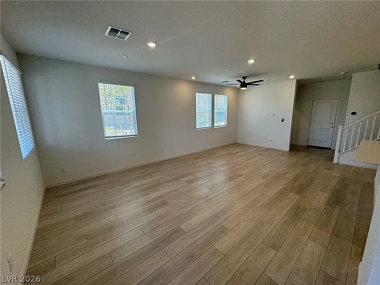 2821 Alcobaca St — Photo 2