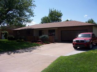 2217 Robin Rd, Dodge City, KS 67801