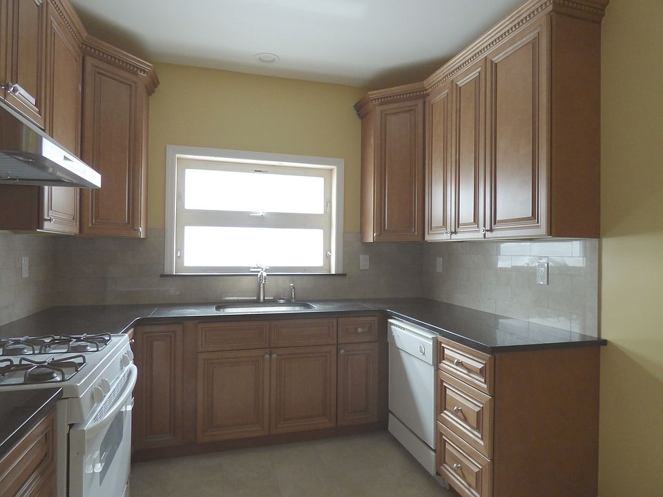 1st image of 6819 Clyde St #2