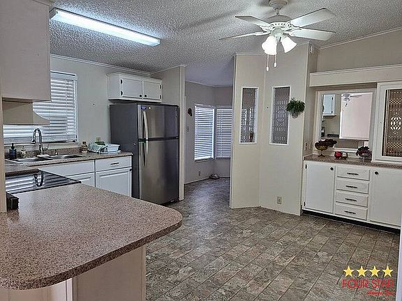 3rd image of 2205 La Rosa Ln