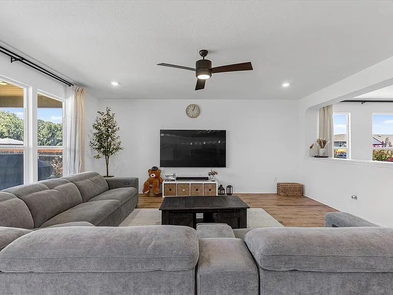 210 Texas Jack Dr — Photo 10