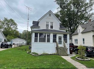 527 Monroe St, Carleton, MI 48117