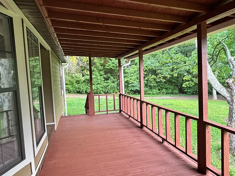 9700 Beatties Ford Rd — Photo 38