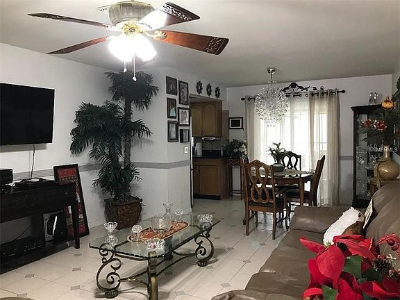 4th image of 33 W Las Palmas Way