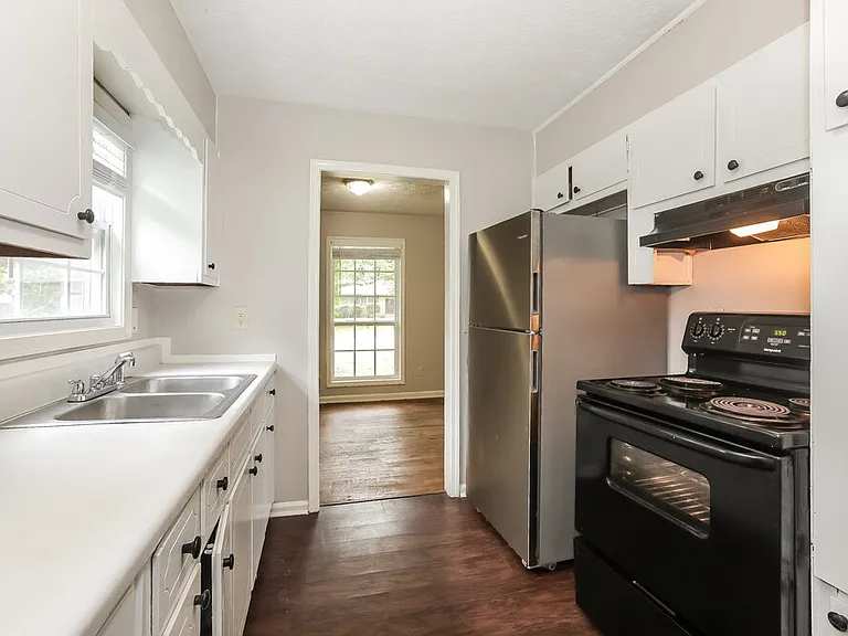 4436 Colony East Dr — Photo 11