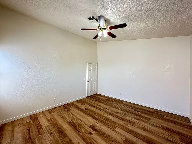 3822 Flickering Star Dr — Photo 12