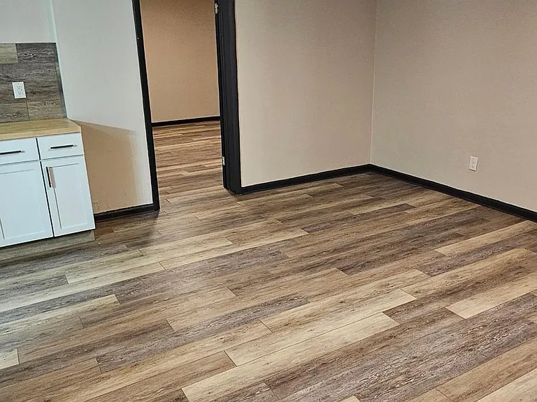 109 Forest Ave #1 — Photo 8
