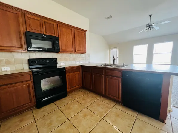 512 Mustang Trl, Celina, TX 75009