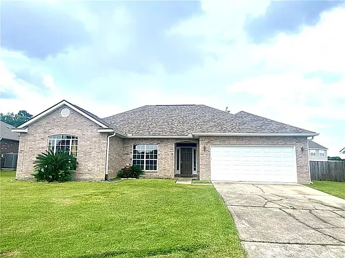 724 Simpson Way Photo 1