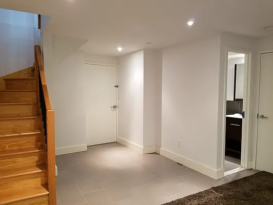 Rented by Lofts and Flats LLC | media 31